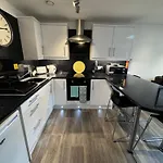 7 Sheraton Apartments